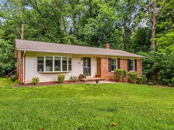 281 Emory St, North Wilkesboro, NC 28659