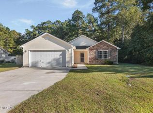 216 Peters Ln, Jacksonville, NC 28540