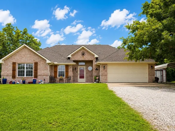 105 Jeremy Ln, Paradise, TX 76073