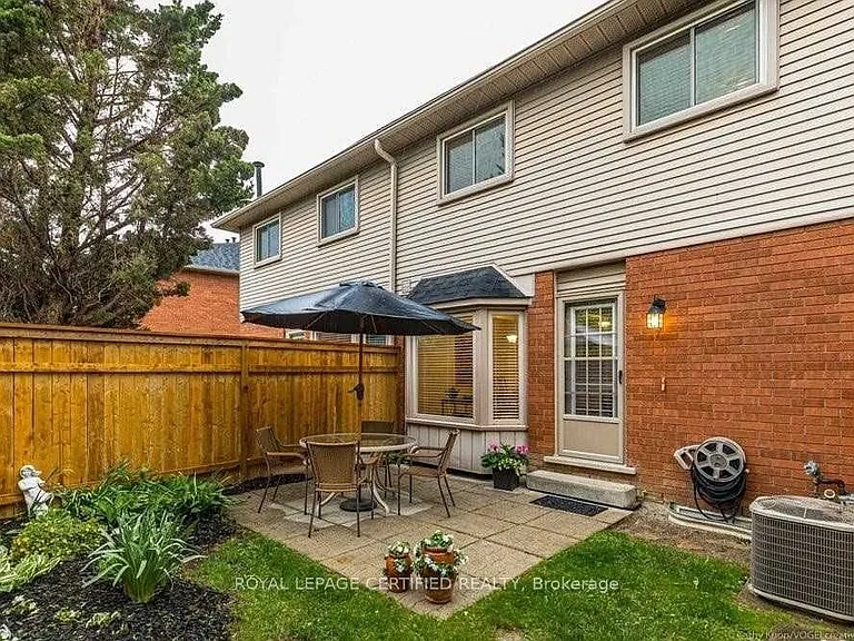 255 Mount Albion Rd #7 — Photo 20