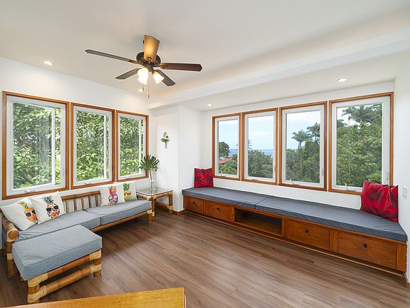3rd image of 636 Wainaku St