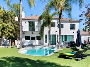 22269 Dumetz Rd, Woodland Hills, CA 91364