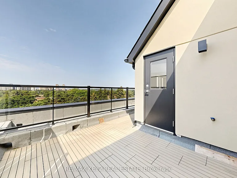 1670 Victoria Park Ave #213 — Photo 36