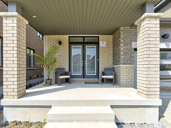 3rd image of 465 Kennedy Cir W