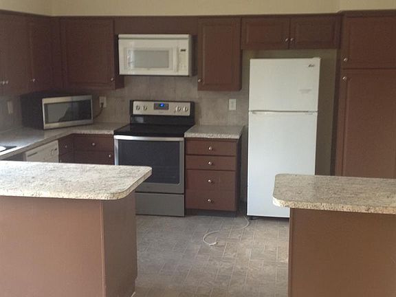 3rd image of 11942 Leisure Dr