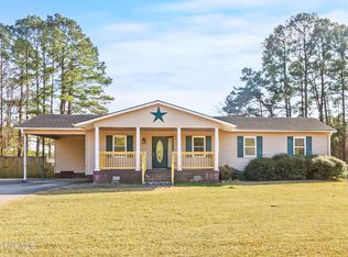 645 Mile Rd, Vanceboro, NC 28586