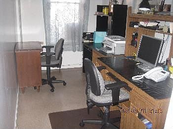 4th image of 1267 Dekalb Ave