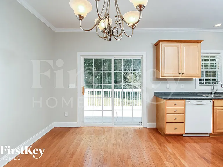 4104 Ballard Farm Rd — Photo 3
