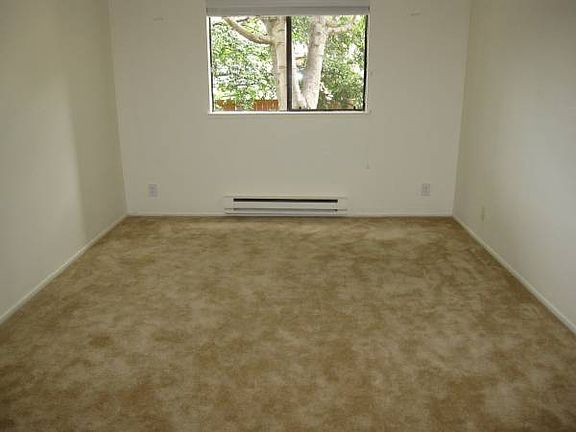 5th image of 240 N Bayshore Blvd APT 116