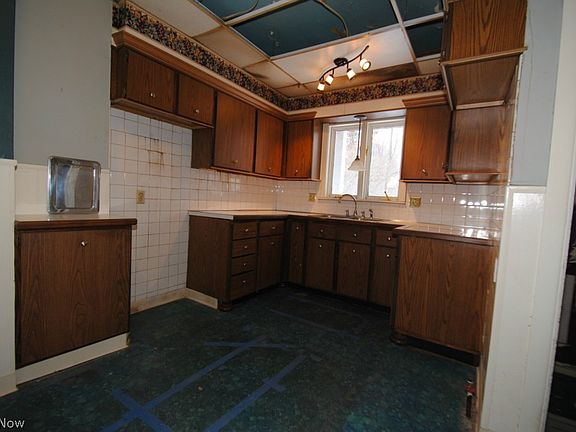5th image of 12562-64 W Clifton Blvd