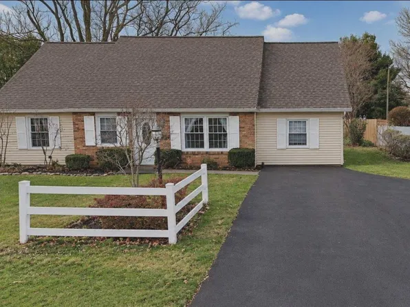 921 Harrison St, Bristol, PA 19007