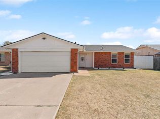 1012 SW 61st St, Lawton, OK 73505