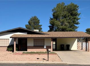 1055 Crestwood Dr, Kingman, AZ 86409