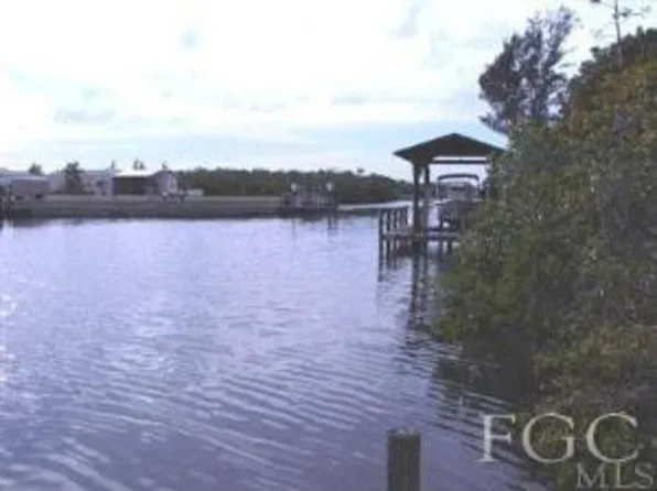 3921 Galt Island Ave, Saint James City, FL 33956