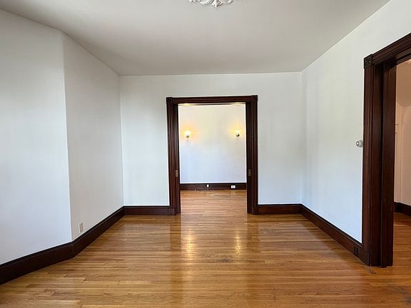 5th image of 29 Greene St #1
