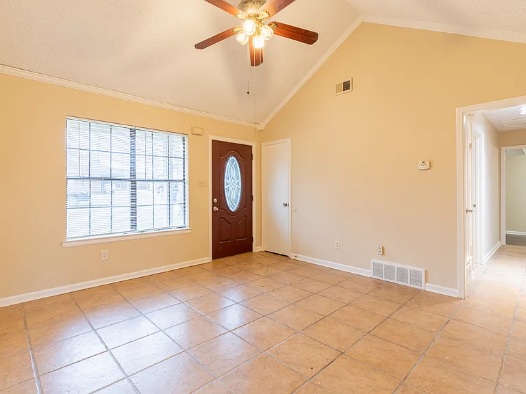 10152 Yates Dr — Photo 8
