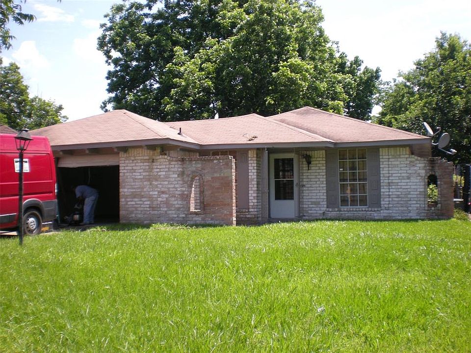 1st image of 13106 Dakton Dr