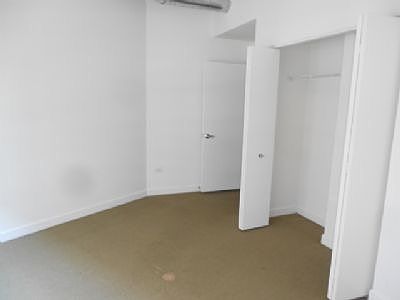 4th image of 845 N Kingsbury St #Gu83
