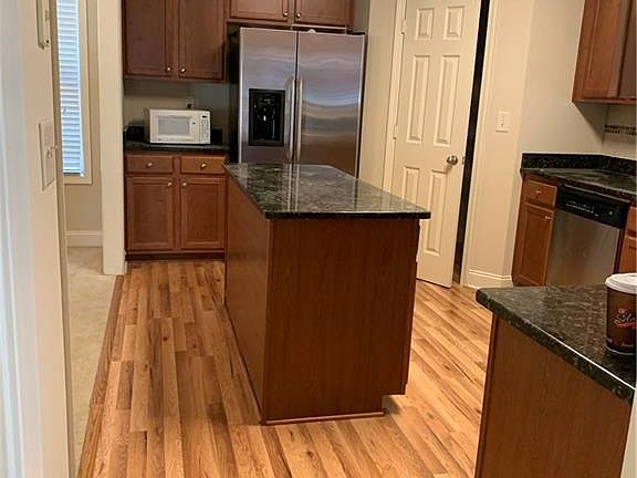 2nd image of 6200 Crestgate Ln