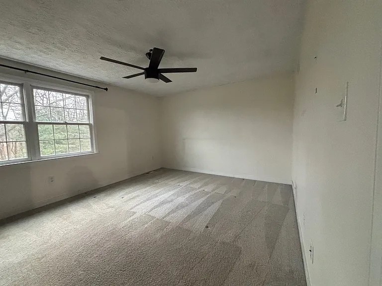 195 Scott Ln — Photo 12