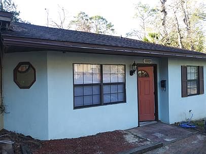 3rd image of 1000 N Duval St APT E