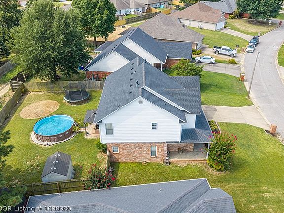 5th image of 1520 Rockhurst Dr