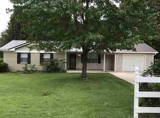 107 Henley St, Albertville, AL 35951