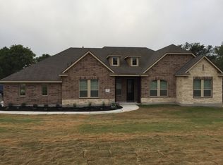 117 Eden Xing, Adkins, TX 78101