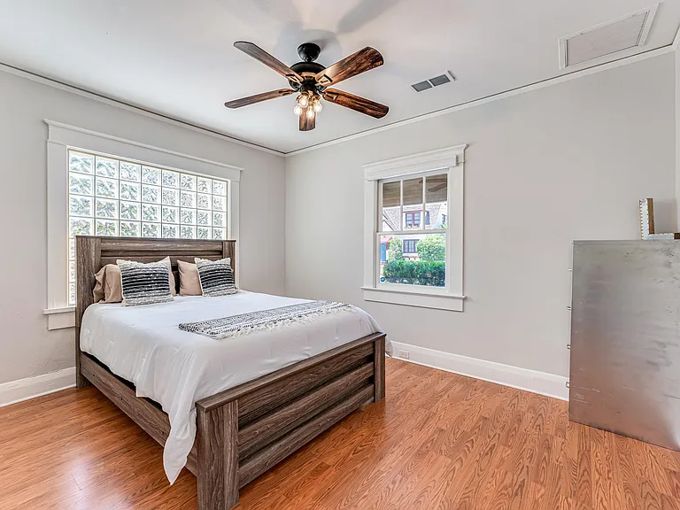 2512 W Palm Dr — Photo 27