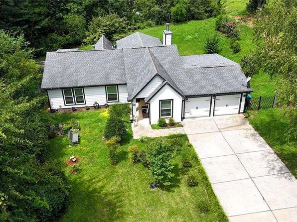 2722 Inverloch Cir, Duluth, GA 30096