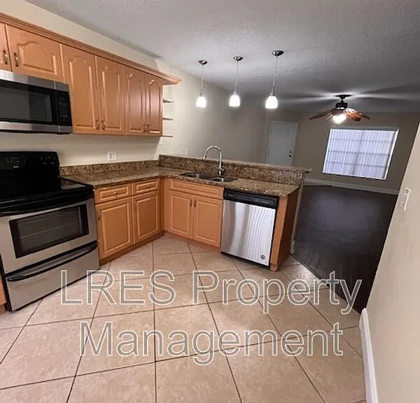 3651 N Goldenrod Rd #F109 — Photo 12