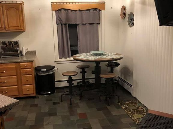 Dining area in Kitchen