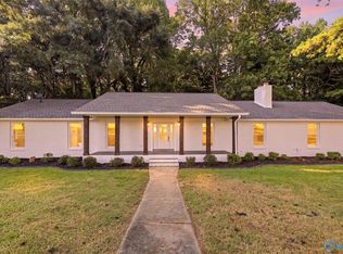 1048 Douglas St, Albertville, AL 35951