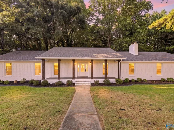 1048 Douglas St, Albertville, AL 35951