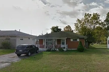 815 Colton Rd photo 1