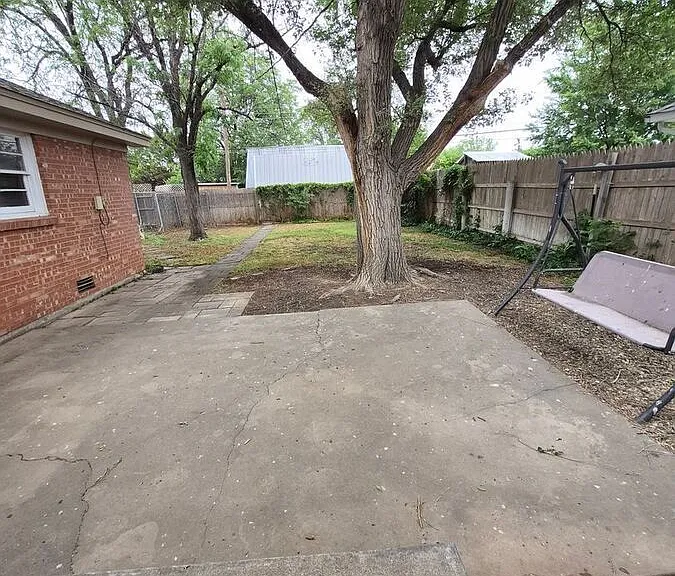 3719 Julie Dr — Photo 37
