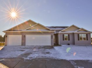 3921 Kestrel Point, Janesville, WI 53548