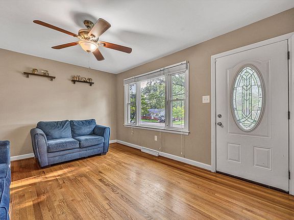 4th image of 5404 Mayfield St