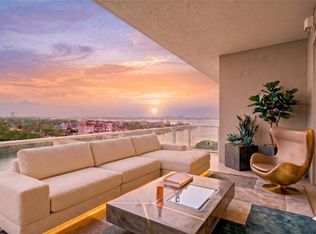 1020 Sunset Point Rd PENTHOUSE 710, Clearwater, FL 33755