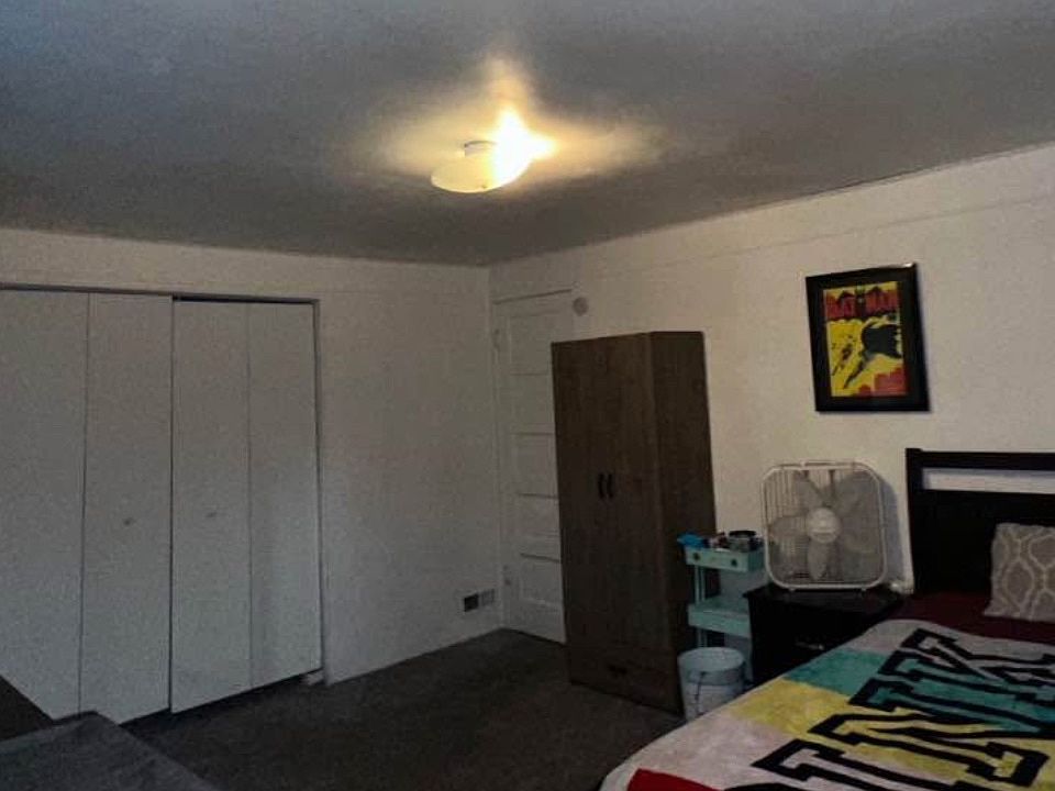 1st image of 1001 Erie Ave #Up