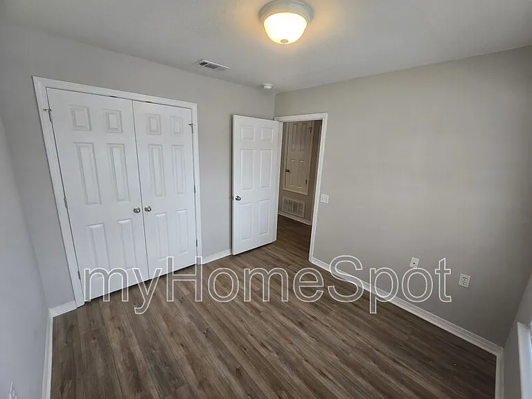 3115 Flintlock Dr — Photo 11