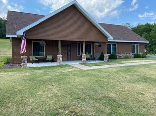 267 Farrell Rd, Willsboro, NY 12996