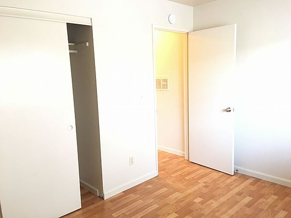 4th image of 8276 Lancaster Dr APT 4