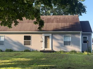 3619 Camelot Ln, Columbus, IN 47203