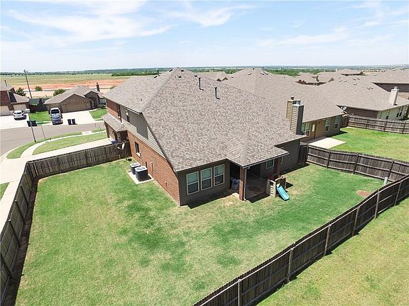 4th image of 9704 Allie Hope Ln