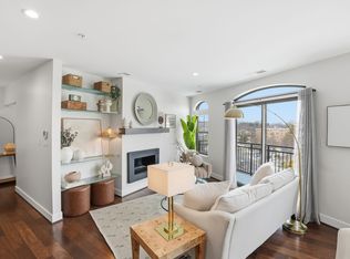 2702 Langston Blvd APT 4B, Arlington, VA 22201