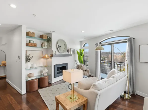 2702 Langston Blvd APT 4B, Arlington, VA 22201