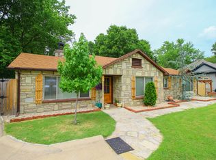 215 E 7th St, Grove, OK 74344