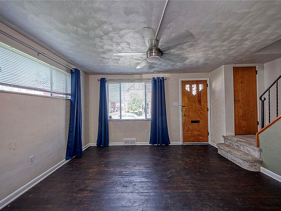 4th image of 6912 Greenwood St