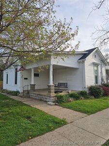 332 East Chestnut Street, Corydon, IN, 47112